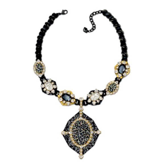 Authentic Swarovski Collar Necklace. With Big detachable brooch - Picture 12 of 12